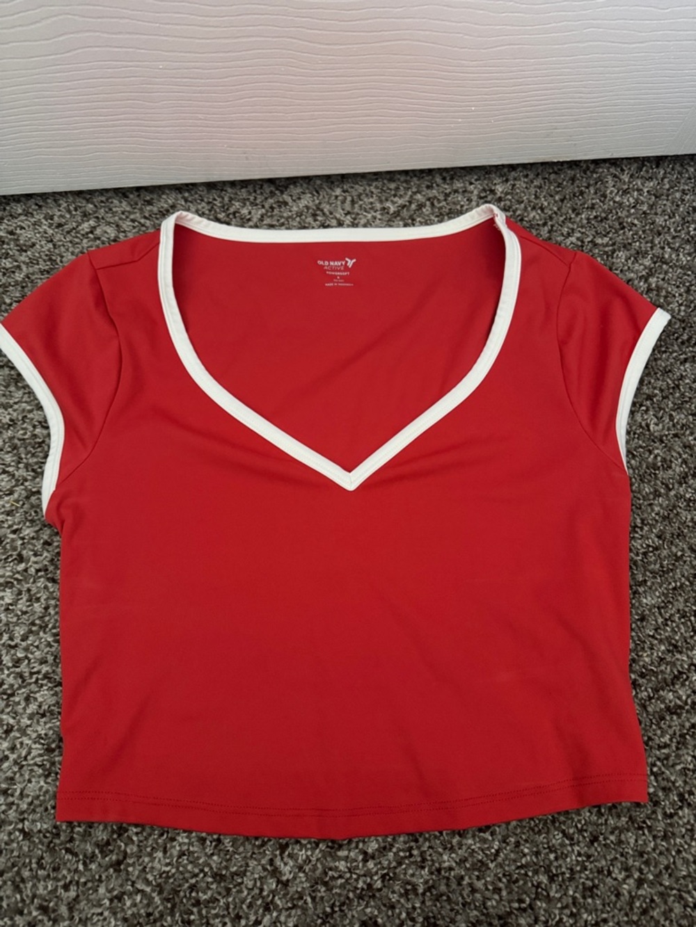 Old Navy Red Athletic V‑Neck Crop Top with White Trim